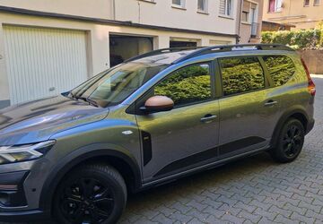 Dacia Jogger 8.930 km 23.990 &euro; Duisburg - Homberg/Ruhrort/Baerl 47198