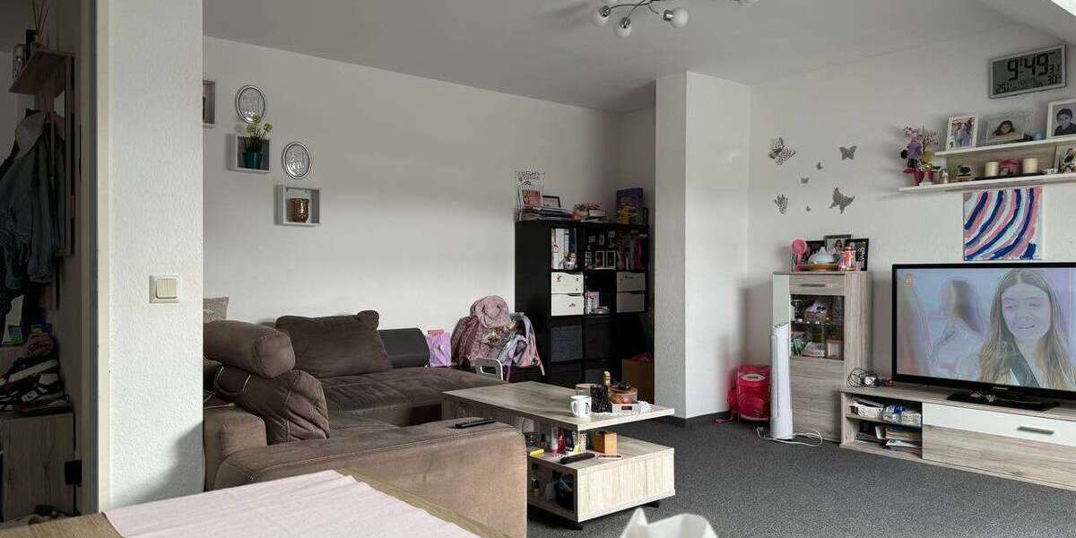 Etagenwohnung Neuss Reuschenberg - 2 Zimmer, 65 m&sup2;, 620&euro; | Angebot:27439680