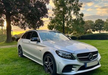 Mercedes-Benz C 300 233.000 km 15.700 &euro; Duisburg 47119
