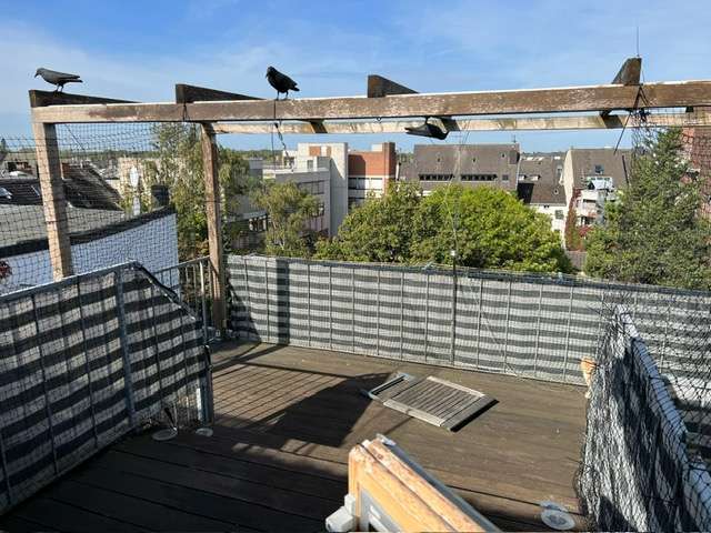 Etagenwohnung Neuss - 3 Zimmer, 90 m&sup2;, 1.050&euro; | Angebot:27437555