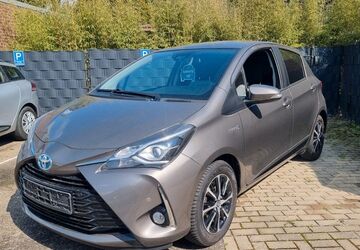 Toyota Yaris 129.844 km 11.650 &euro; Neuss 41470
