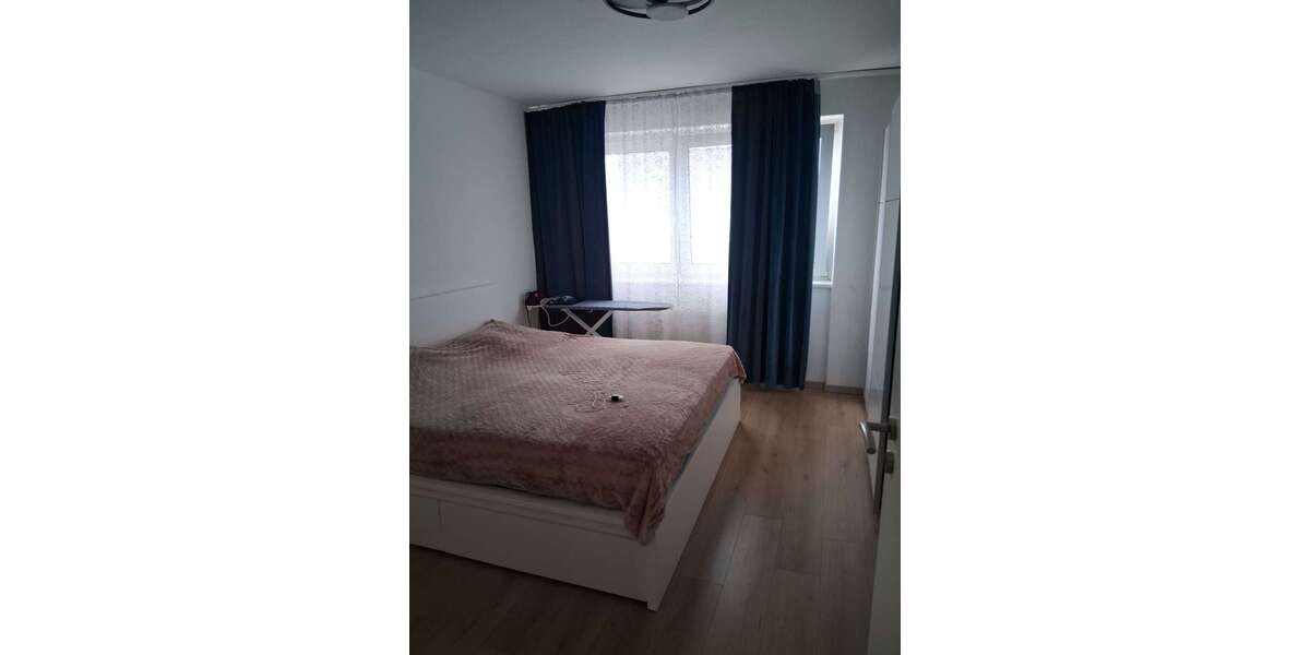 Etagenwohnung Duisburg Atrop - 3 Zimmer, 91 m&sup2;, 682&euro; | Angebot:27442995