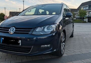 VW Sharan 114.057 km 23.600 &euro; Kaarst 41564