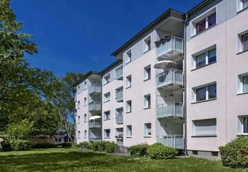 Wohnung Moers - 3 Zimmer, 74 m&sup2;, 749&euro; | Angebot:27339437