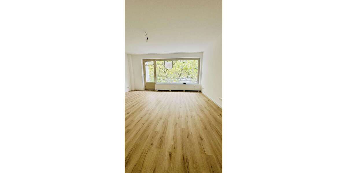 Etagenwohnung Düsseldorf Düsseltal - 2 Zimmer, 65 m&sup2;, 1.250&euro; | Angebot:27439385