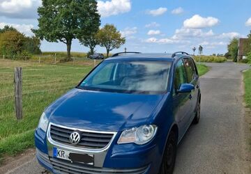 VW Touran 295.000 km 2.500 &euro; Krefeld 47839
