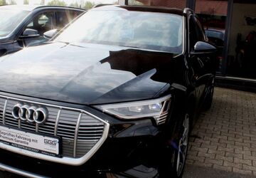 Audi e-tron 69.600 km 33.950 &euro; Mülheim a.d.Ruhr 45472