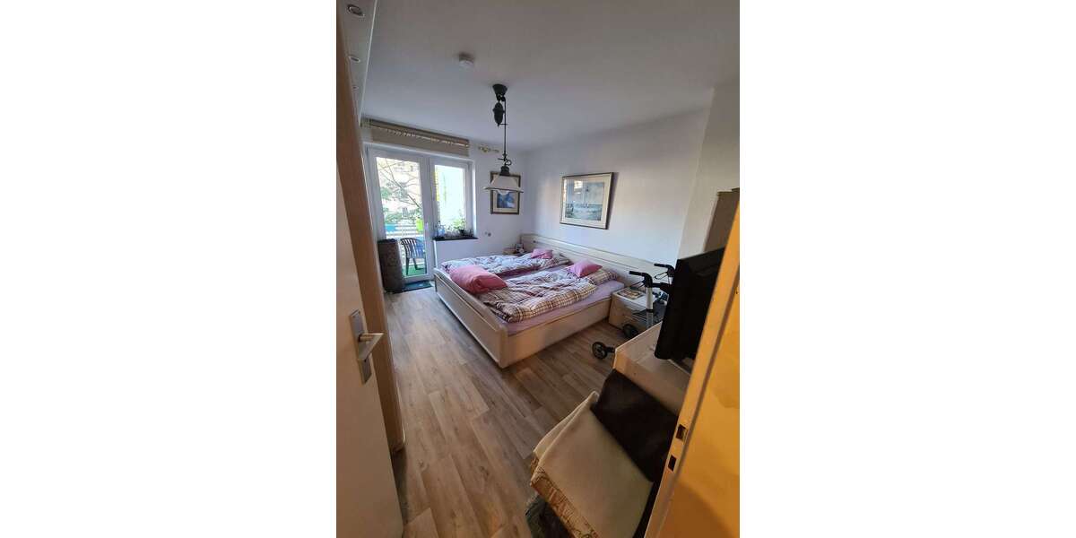 Etagenwohnung Duisburg Ruhrort - 2 Zimmer, 62 m&sup2;, 375&euro; | Angebot:27428530