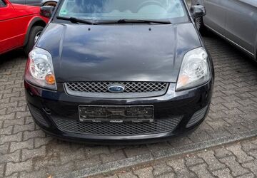 Ford Fiesta 68.000 km 2.750 &euro; Moers 47443