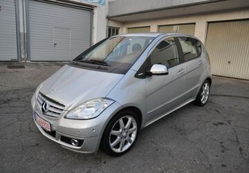 Mercedes-Benz A 170 114.000 km 5.950 &euro; Neuss 41460