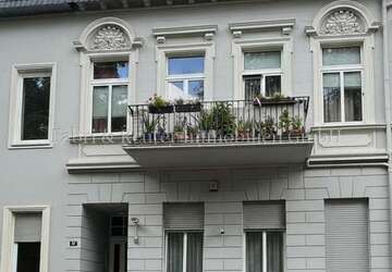 Wohnung Krefeld / Stadtmitte Stadtmitte - 3 Zimmer, 109 m&sup2;, 1.050&euro; | Angebot:27302041