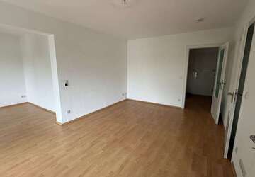 Wohnung Duisburg Duissern - 3 Zimmer, 69 m&sup2;, 620&euro; | Angebot:27257845