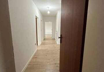Wohnung Duisburg Hamborn - 3 Zimmer, 80 m&sup2;, 600&euro; | Angebot:27303810