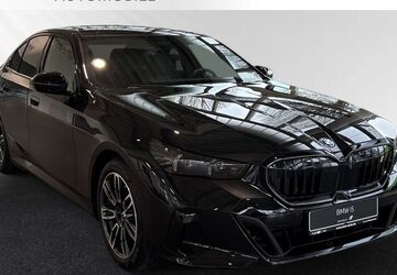 BMW i5 5.000 km 70.890 &euro; Moers 47441